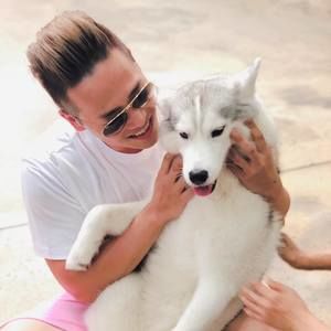 Meet your Posher, Sky